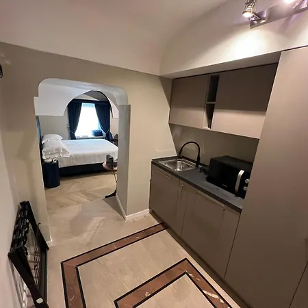 Rome Luxury Blue Suites- Love Exterior photo