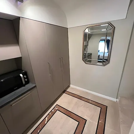 Rome Luxury Blue Suites- Love Exterior photo