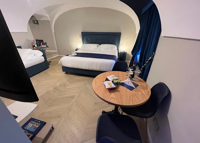 Rome Luxury Blue Suites- Love